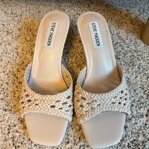 Steve Madden Women's Beige Woven Sandals